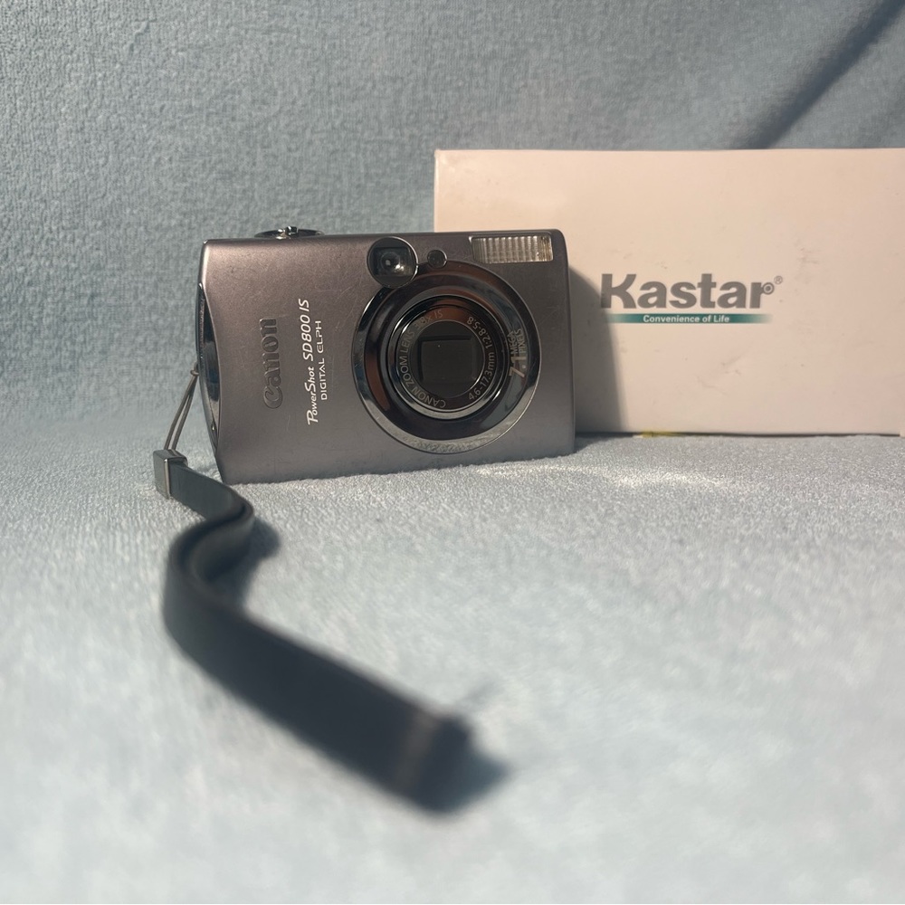 Cannon PowerShot SD 800 IS Digital GLPH